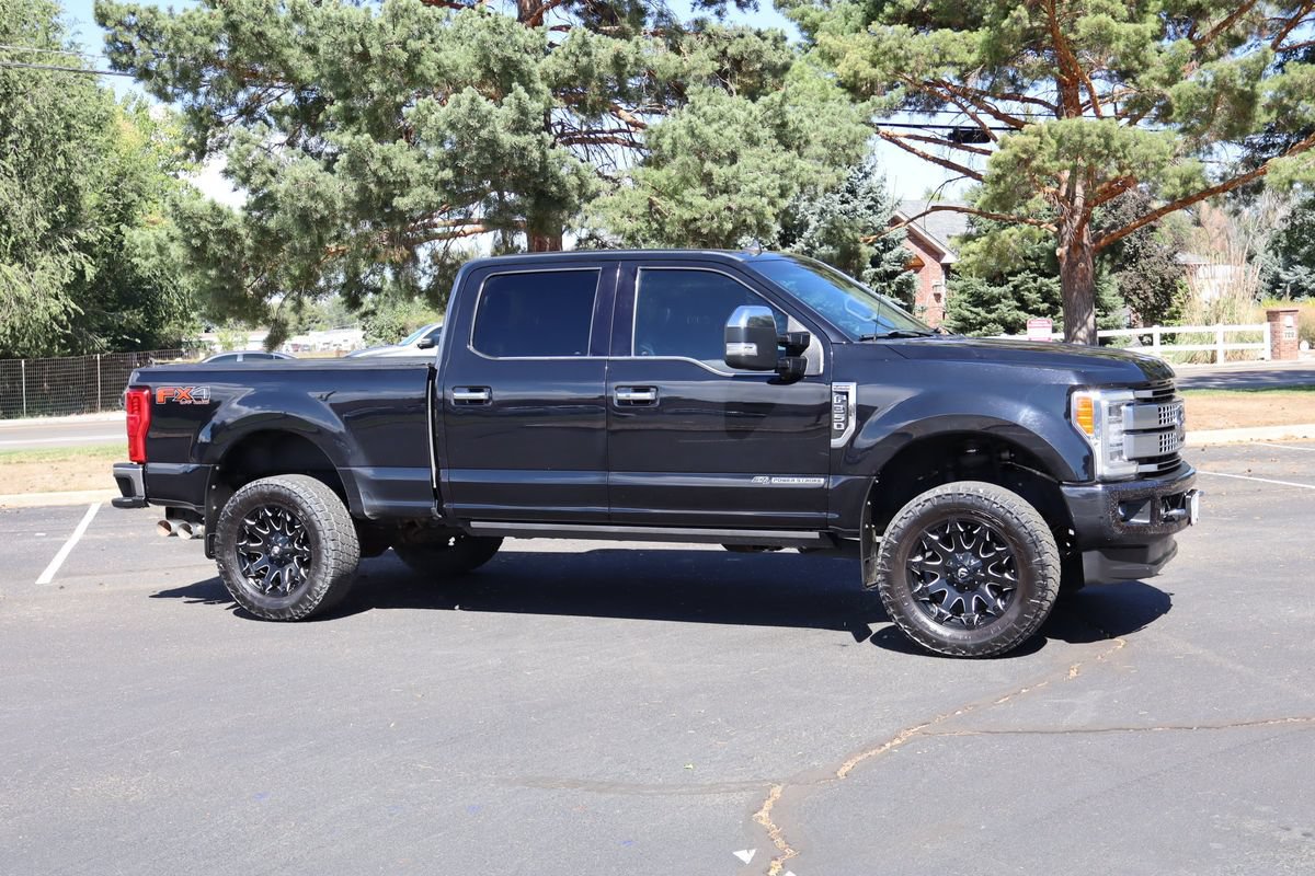Used 2019 Ford F350 Platinum w/ Platinum Ultimate Package AWD/4WD image 2