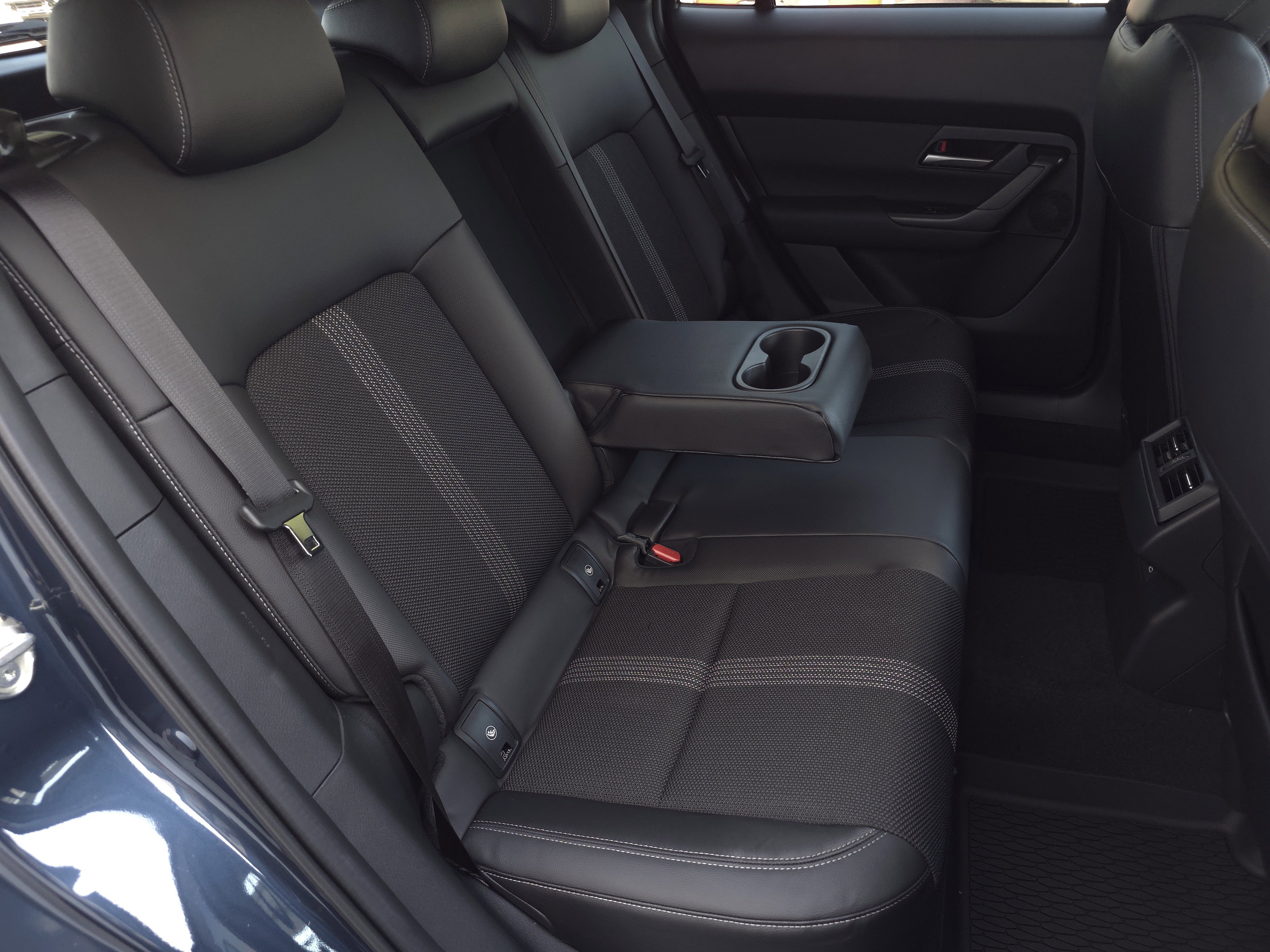 New 2025 MAZDA CX-50 AWD 2.5 S w/ Weather Package image 37