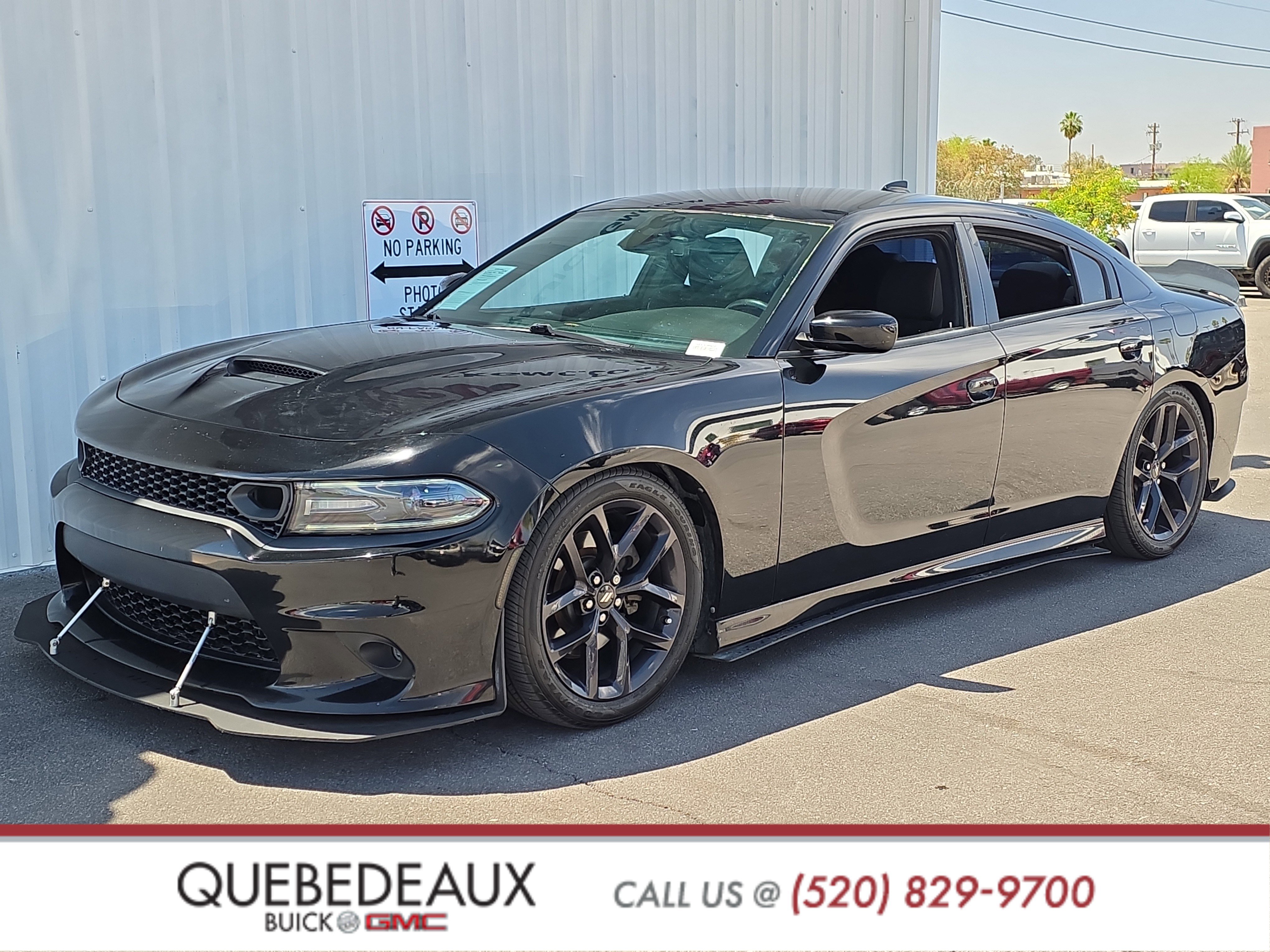 Used 2019 Dodge Charger GT w/ Blacktop Package RWD image 3