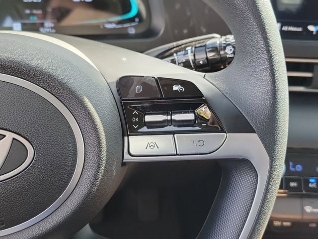 Certified 2025 Hyundai Elantra Blue image 6