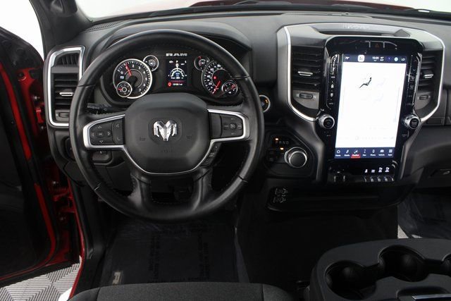 Used 2024 RAM 2500 Big Horn w/ Sport Appearance Package image 11