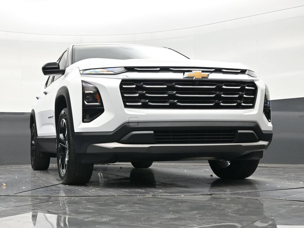 Used 2025 Chevrolet Equinox LT w/ Safety and Technology Package FWD image 27