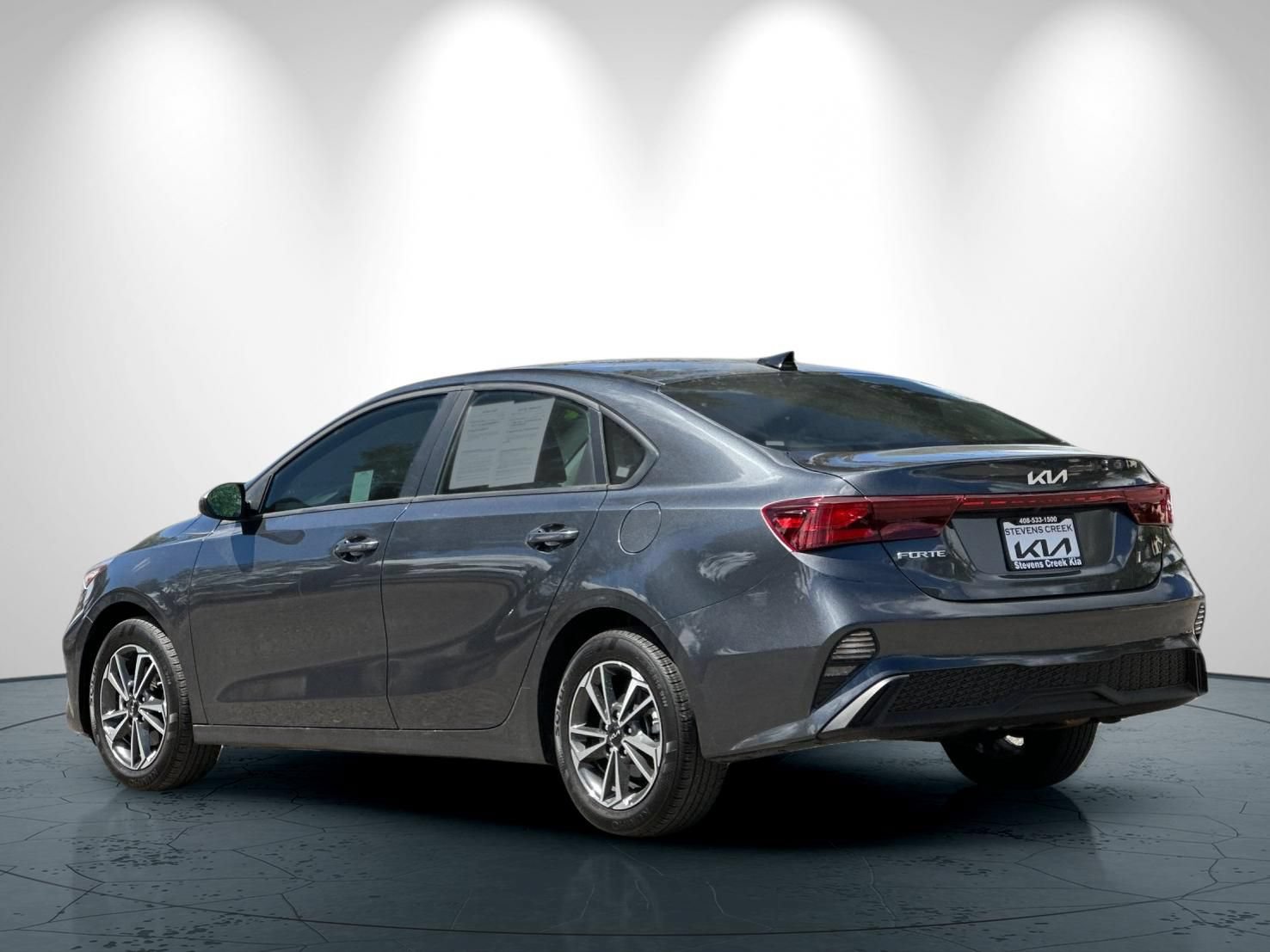 Used 2024 Kia Forte LXS FWD image 6