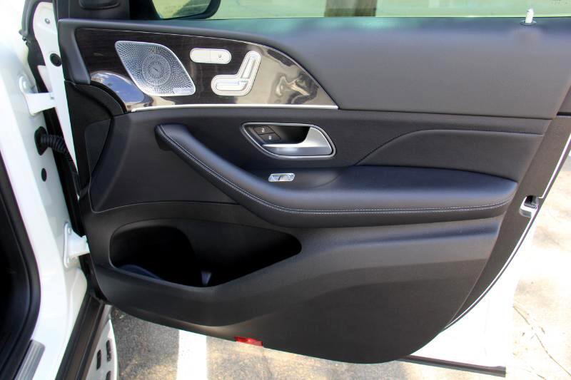 Used 2020 Mercedes-Benz GLE 350 w/ Premium Package image 26