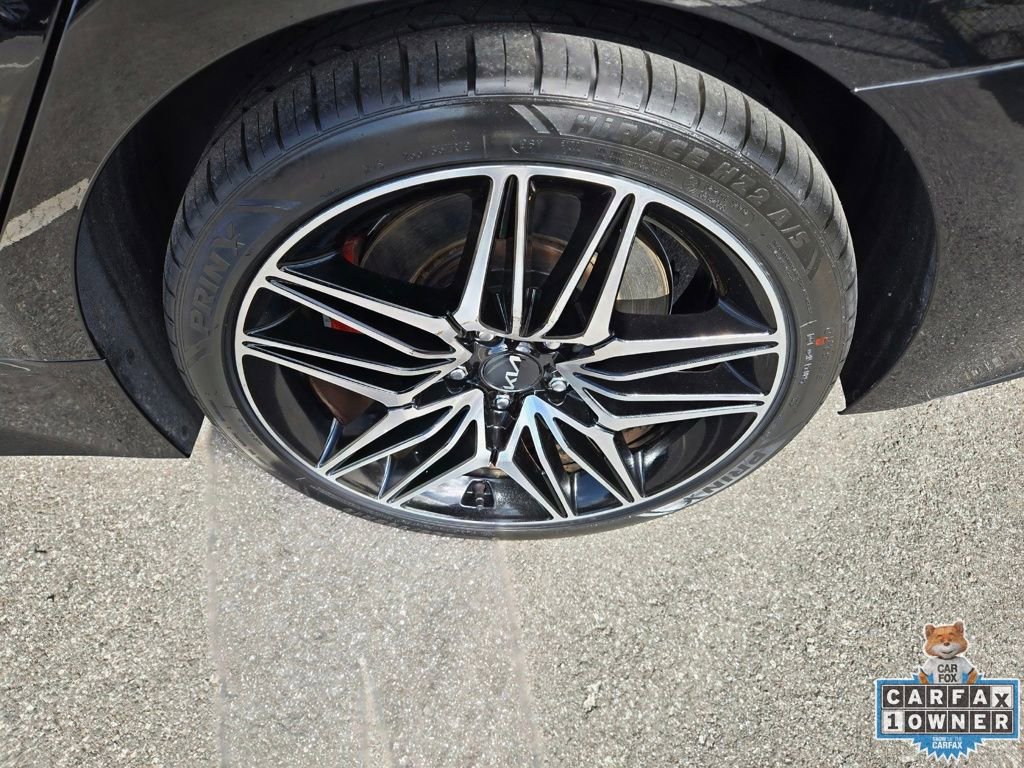 Used 2022 Kia Stinger GT1 w/ Red Interior Color Package image 15