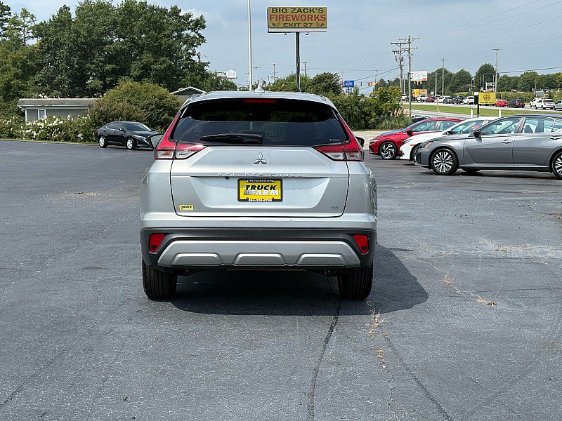 Used 2025 Mitsubishi Eclipse Cross SEL AWD/4WD image 3
