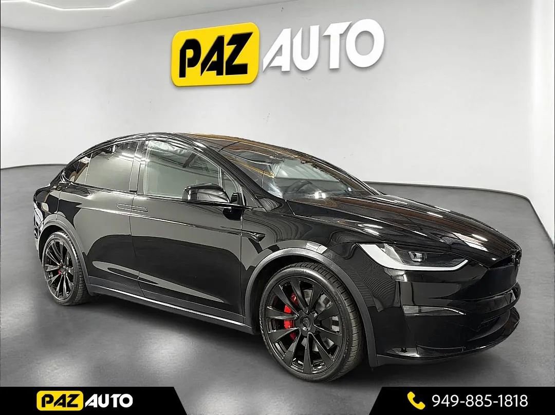 Used 2023 Tesla Model X Plaid image 7