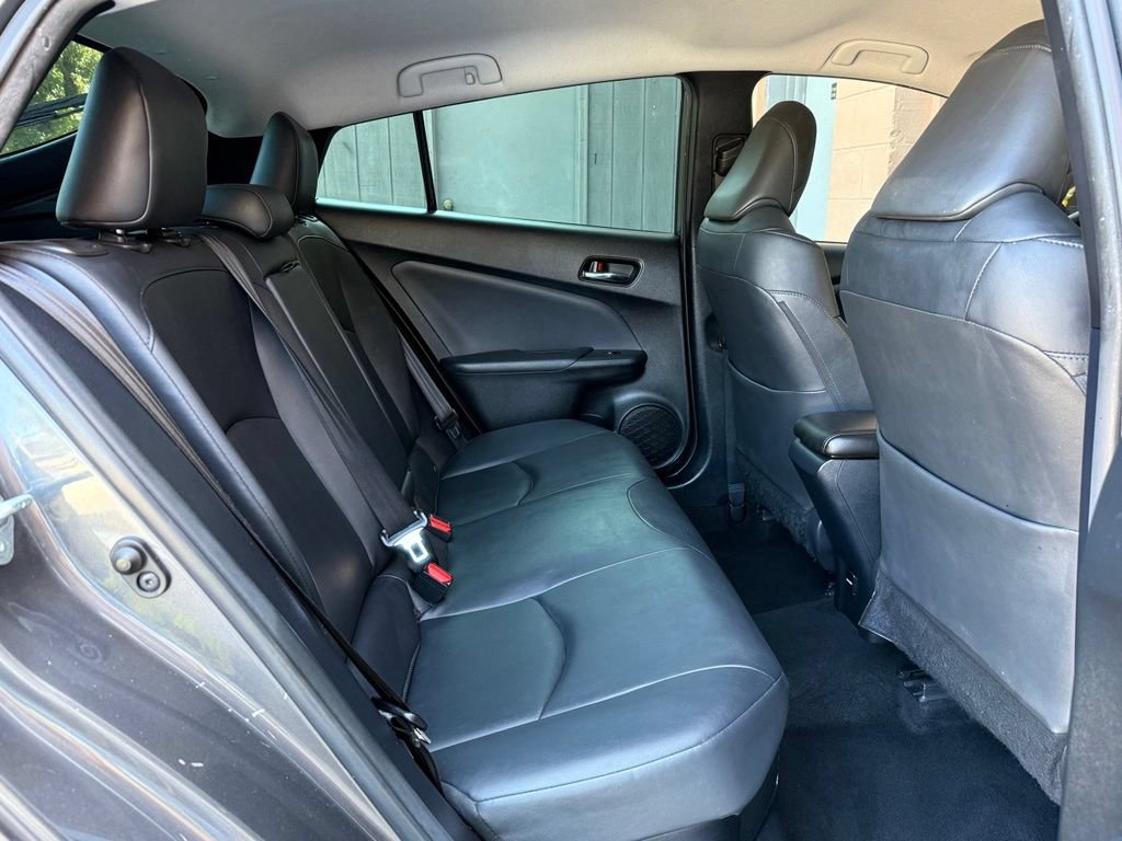 Used 2017 Toyota Prius Four FWD image 15