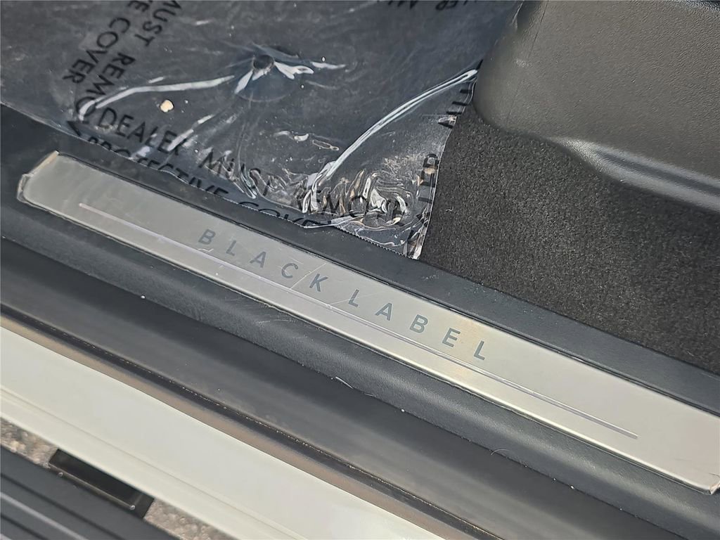 New 2026 Lincoln Navigator L Black Label w/ Black Label Special Edition AWD/4WD image 18