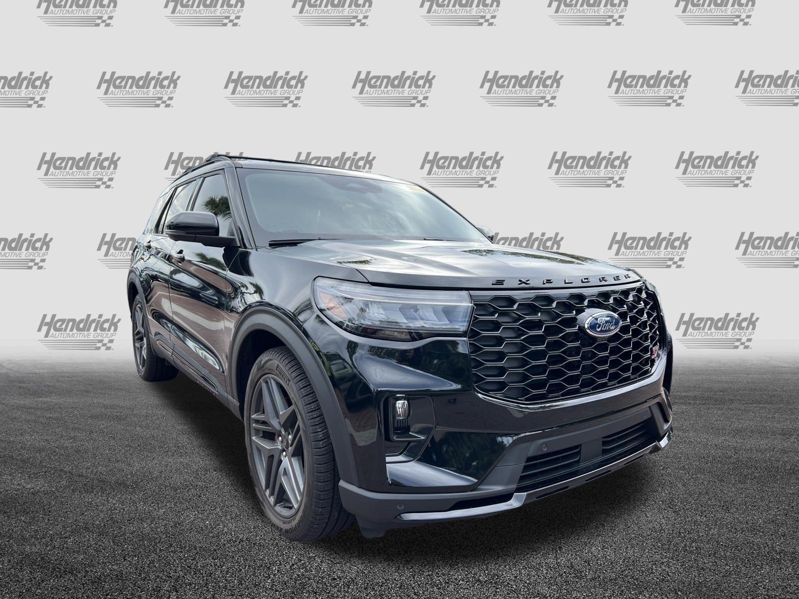 Used 2025 Ford Explorer ST w/ Sun And Sound Package RWD image 2