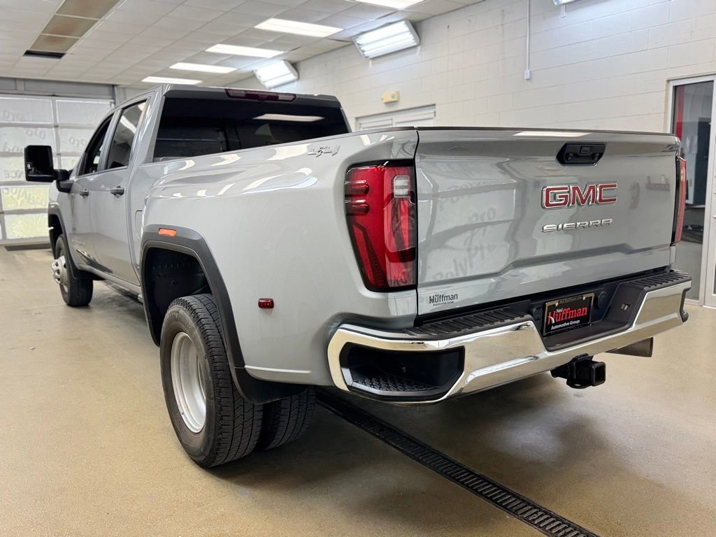 Used 2024 GMC Sierra 3500 Pro AWD/4WD image 8