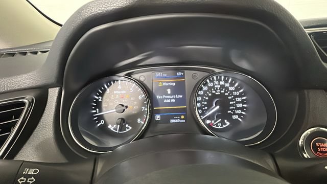 Used 2020 Nissan Rogue SV AWD/4WD image 15