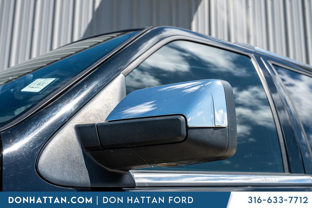 Used 2017 Lincoln Navigator Reserve RWD image 27