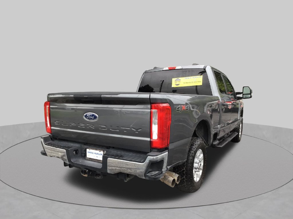 Used 2023 Ford F250 XLT AWD/4WD image 7