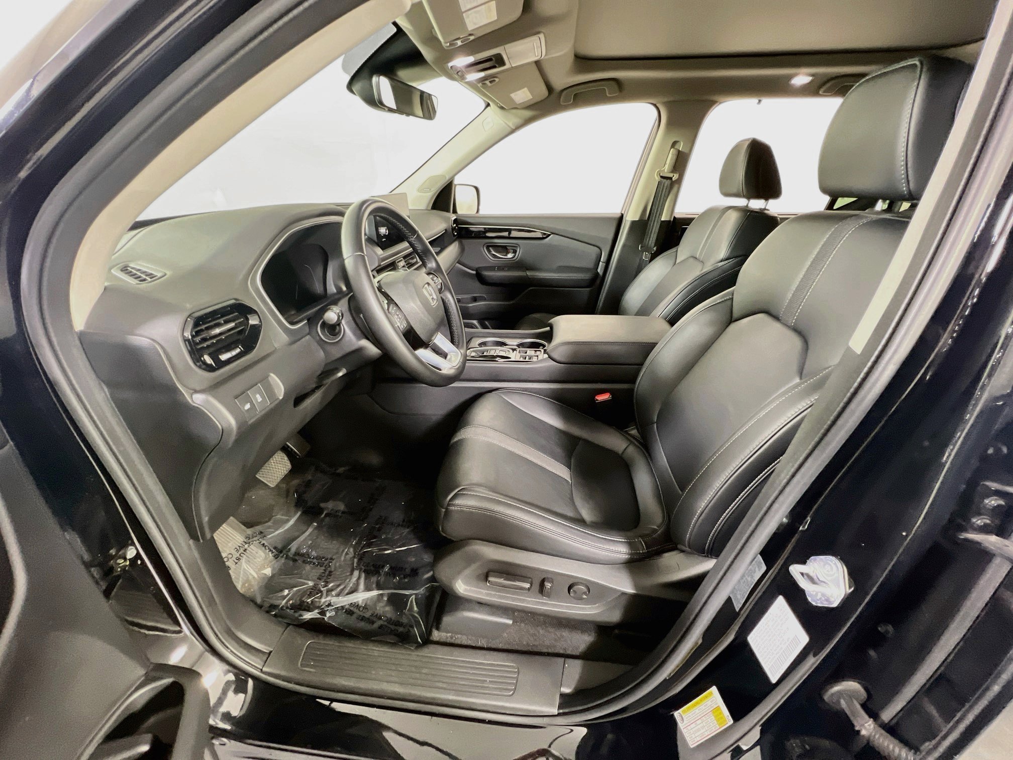 Used 2023 Honda Pilot Touring image 21