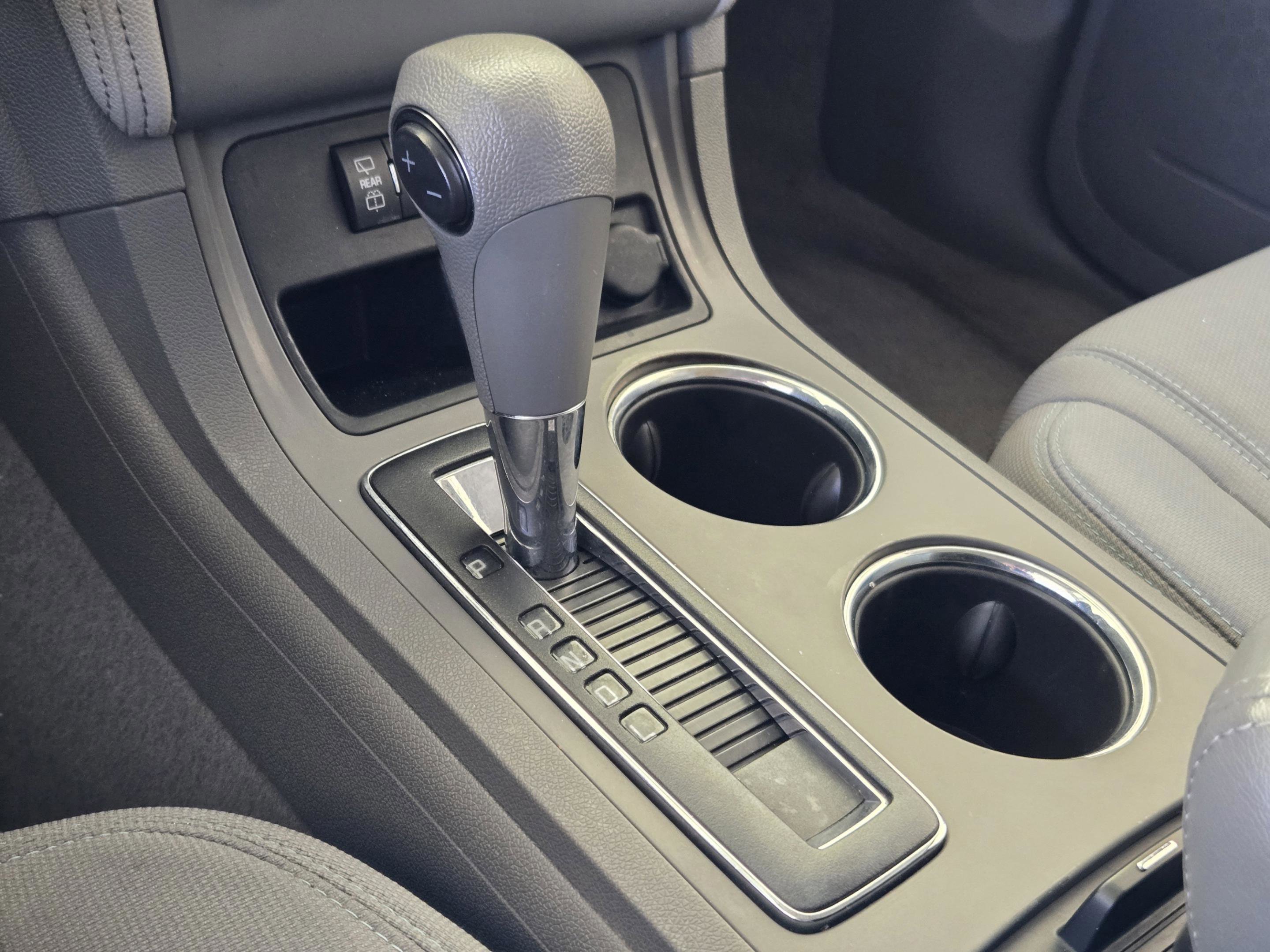 Used 2015 Chevrolet Traverse LS image 21