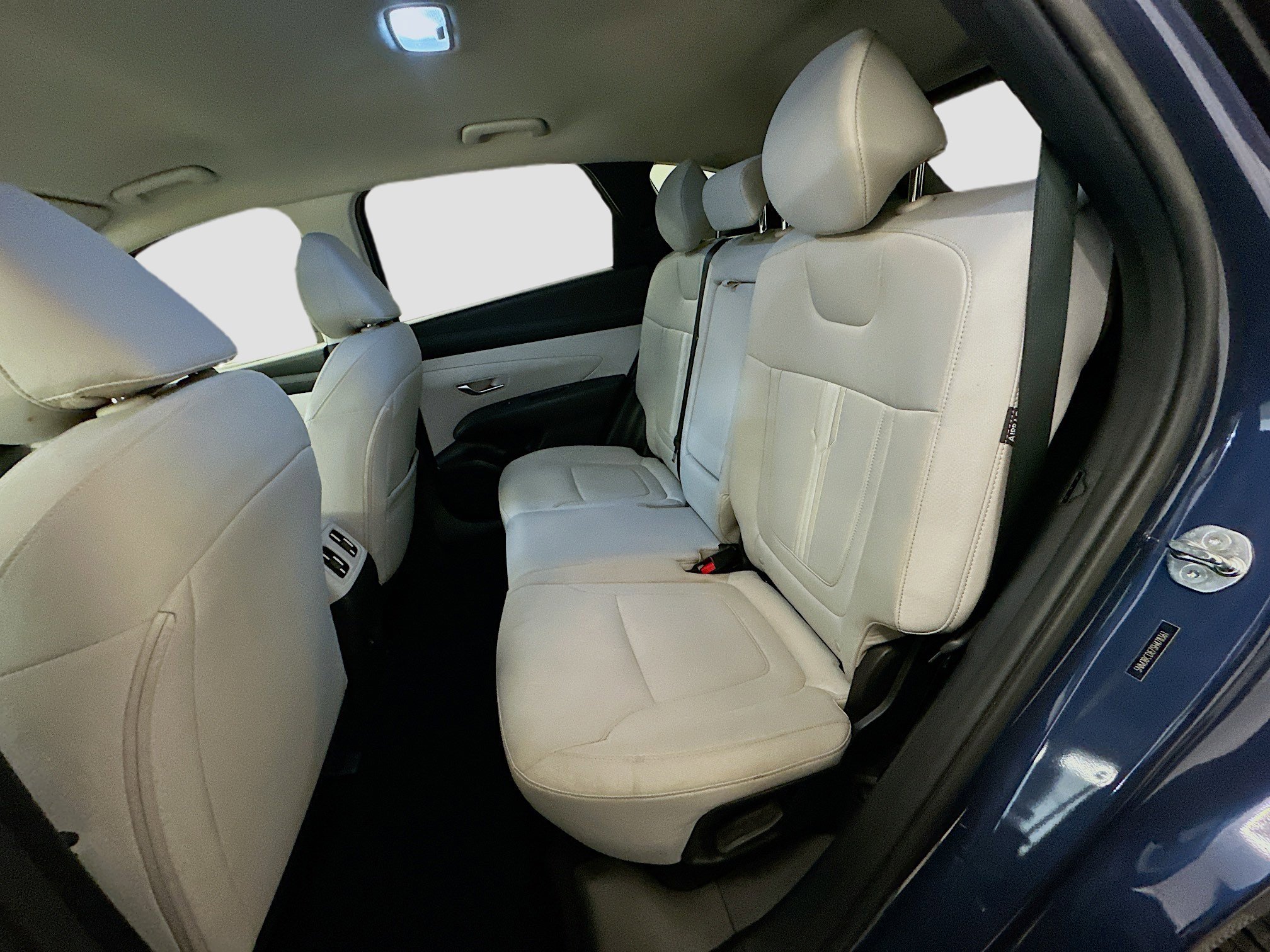 Used 2025 Hyundai Tucson SEL AWD/4WD image 28