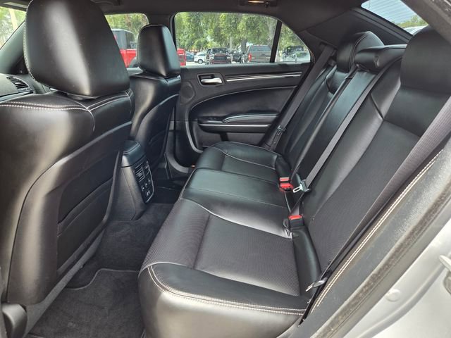 Certified 2022 Chrysler 300 S w/ Comfort Group RWD image 13