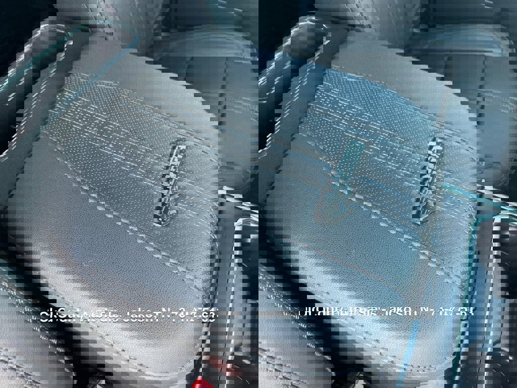 Used 2025 Chevrolet Silverado 2500 High Country w/ Midnight Edition image 55