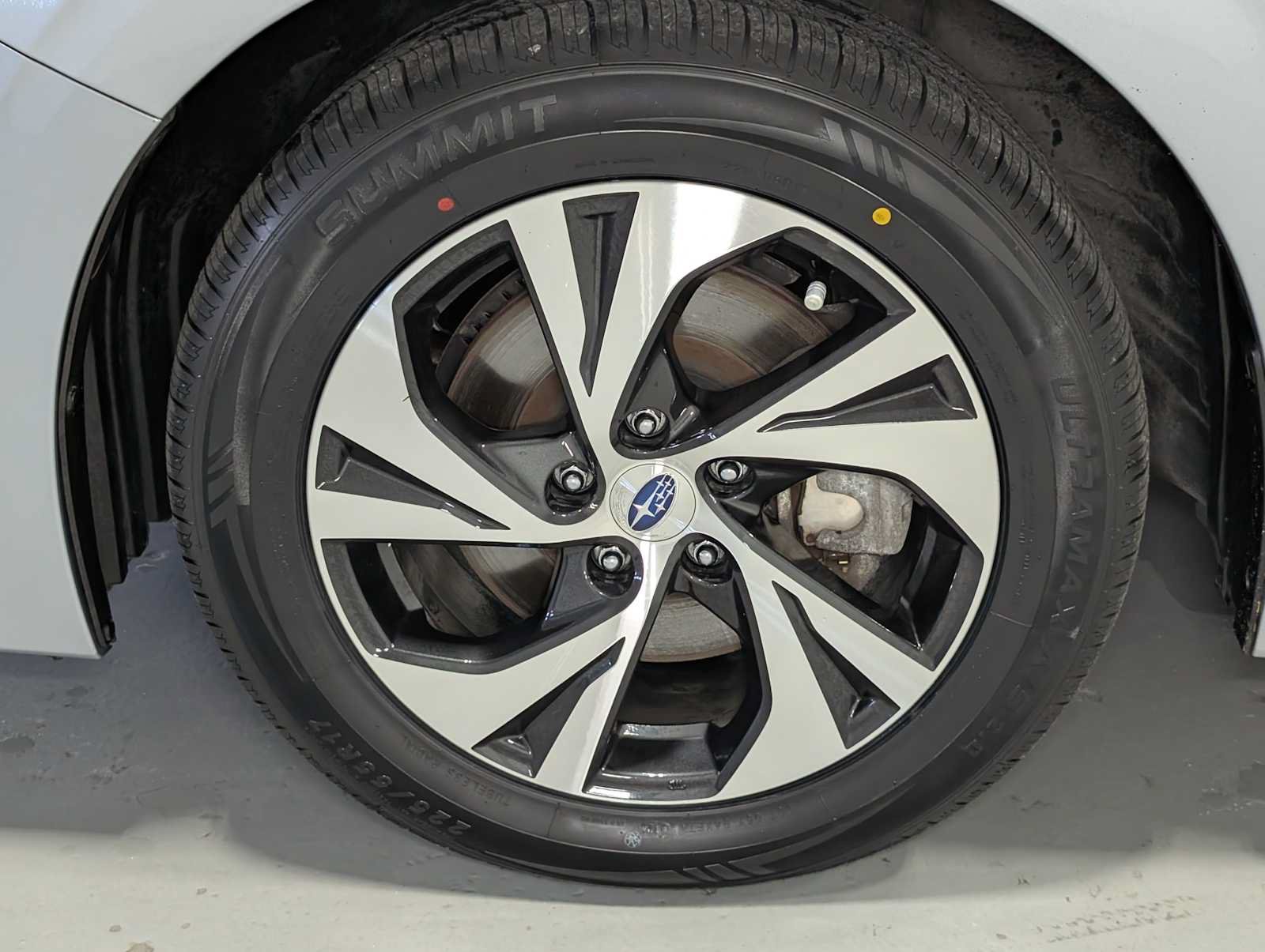 Used 2024 Subaru Legacy Premium AWD/4WD image 3