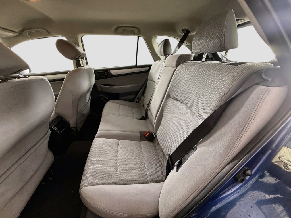 Used 2019 Subaru Outback 2.5i AWD/4WD image 23