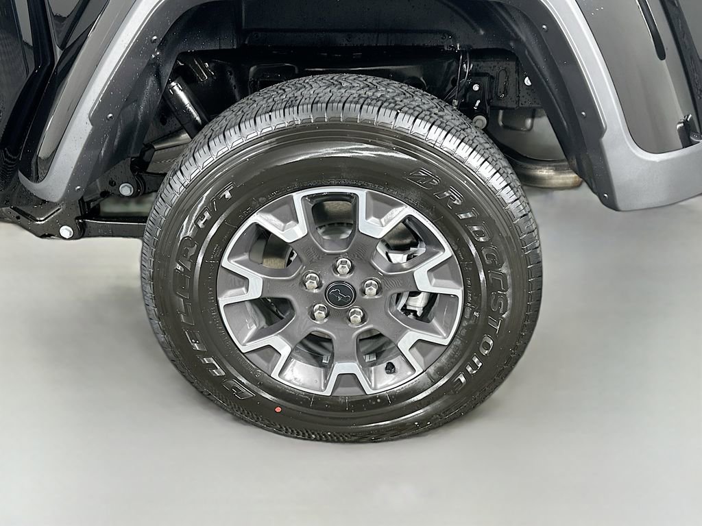 New 2025 Jeep Gladiator Sport w/ Premium Package image 17