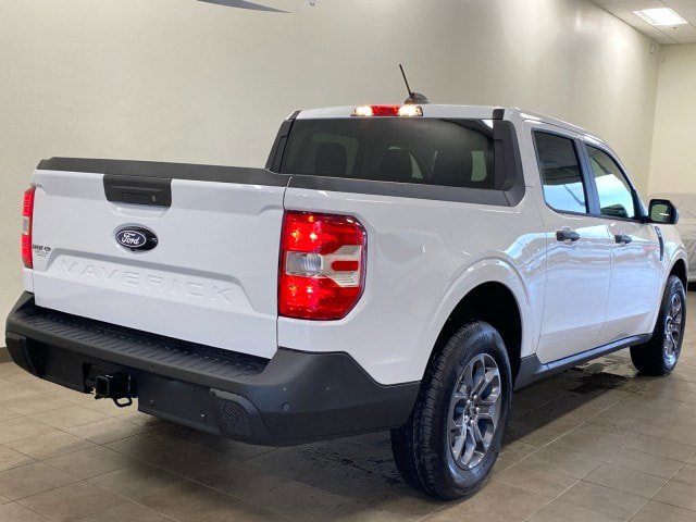 New 2025 Ford Maverick XLT image 14