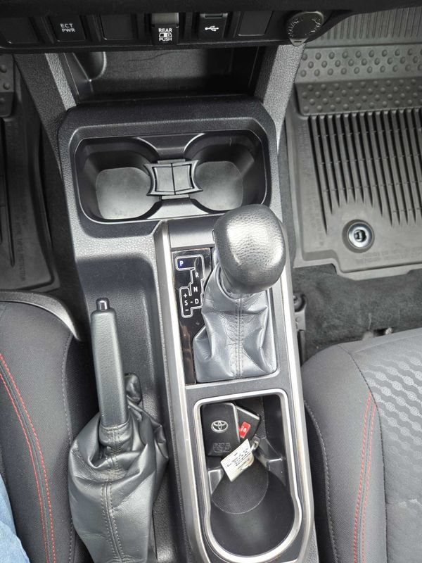Used 2023 Toyota Tacoma SR5 AWD/4WD image 23