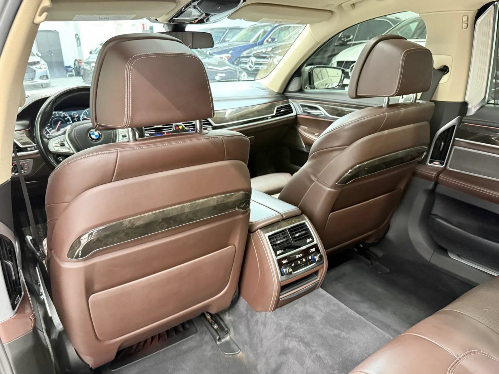 Used 2017 BMW 740i xDrive AWD/4WD image 42