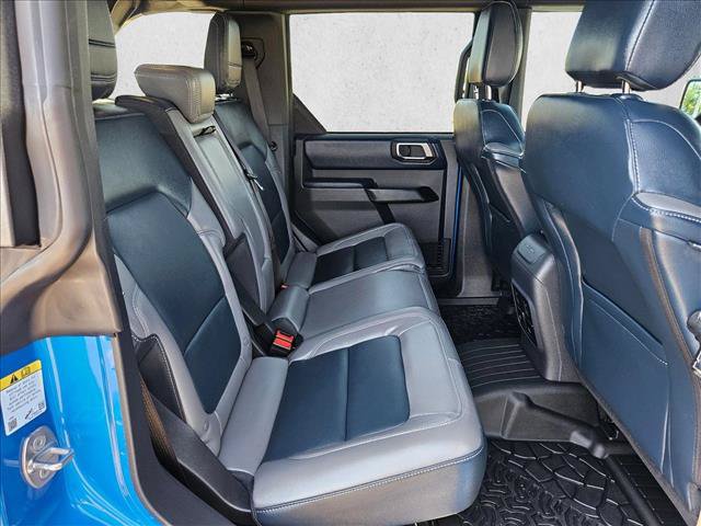 Used 2024 Ford Bronco Outer Banks w/ Sasquatch Package AWD/4WD image 24