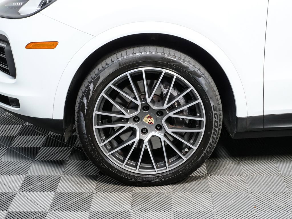 Certified 2023 Porsche Cayenne Coupe image 35