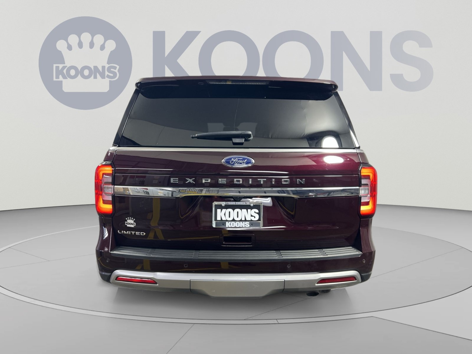 Used 2024 Ford Expedition Limited AWD/4WD image 5