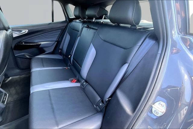 Used 2023 Volkswagen ID.4 Pro S RWD image 28