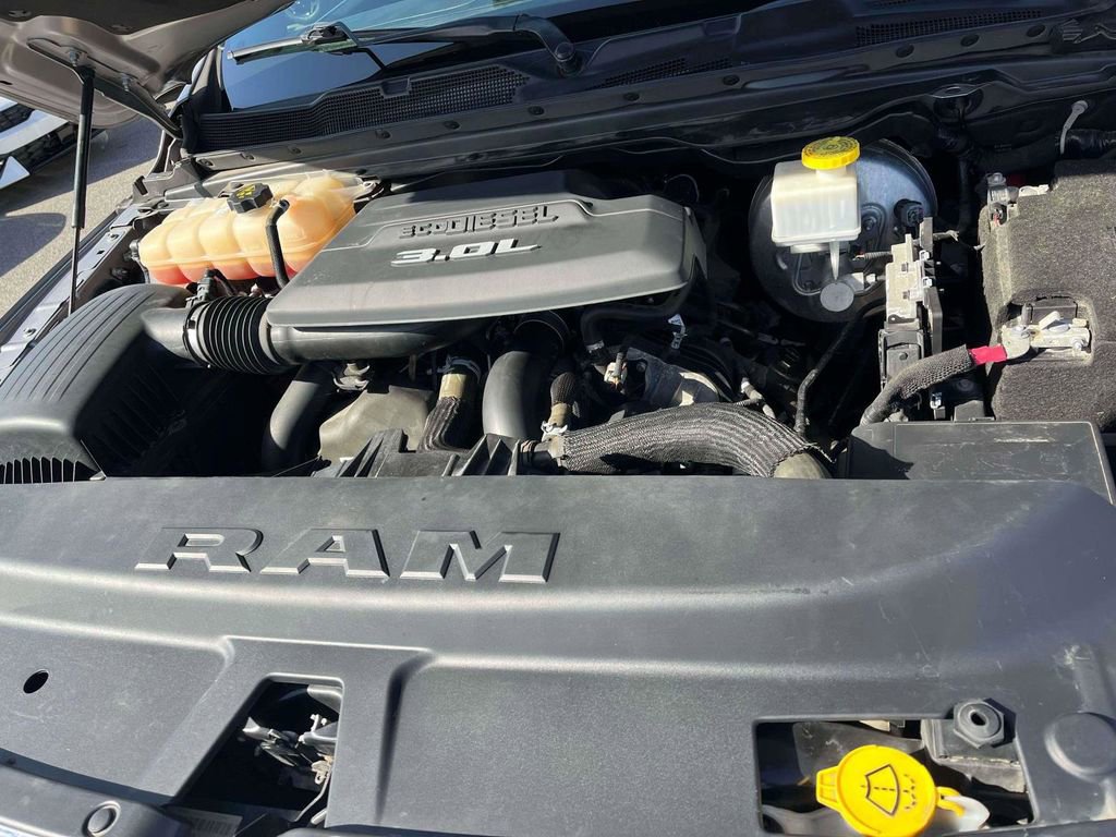 Used 2020 RAM 1500 Limited image 37