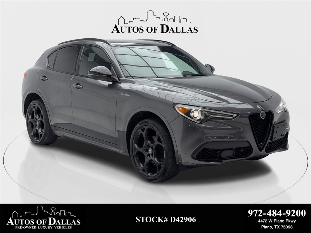 Used 2022 Alfa Romeo Stelvio Veloce image 1