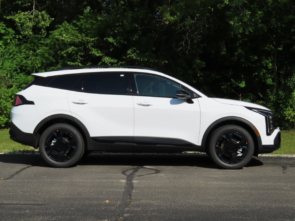 New 2026 Kia Sportage X-Line w/ X-Line Premium Package AWD/4WD image 2