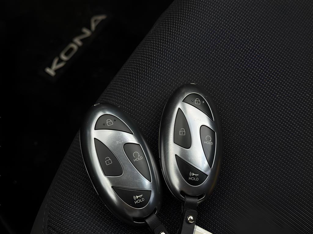 Used 2025 Hyundai Kona SEL image 33