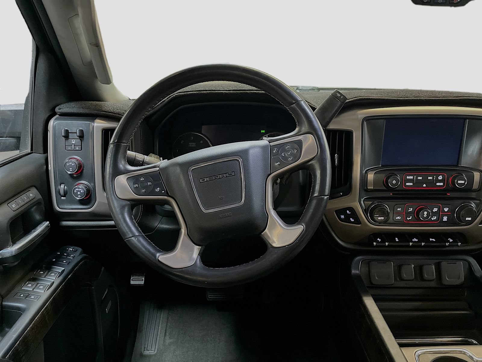 Used 2016 GMC Sierra 3500 Denali w/ Suspension Package, Off-Road AWD/4WD image 23