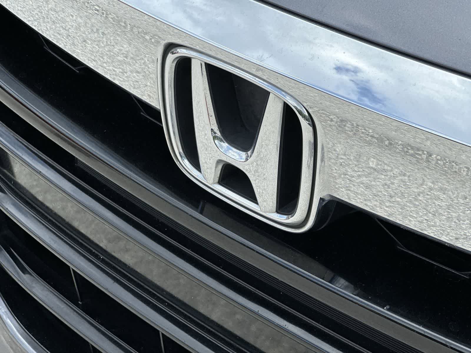 Used 2018 Honda Accord EX-L image 10
