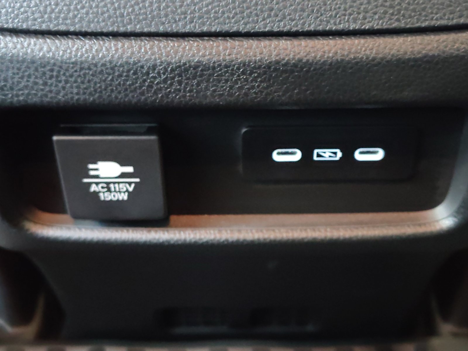 Used 2025 Honda Passport TrailSport image 34