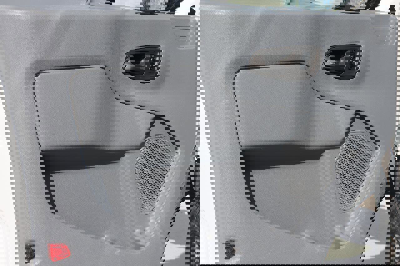 Used 2016 Ford Transit 350 XLT image 24