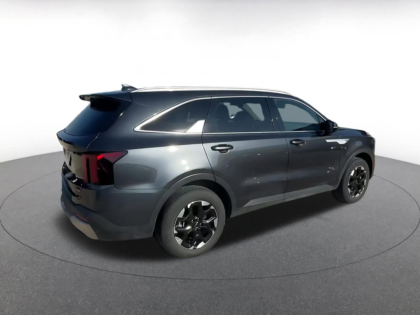 Used 2024 Kia Sorento S image 15