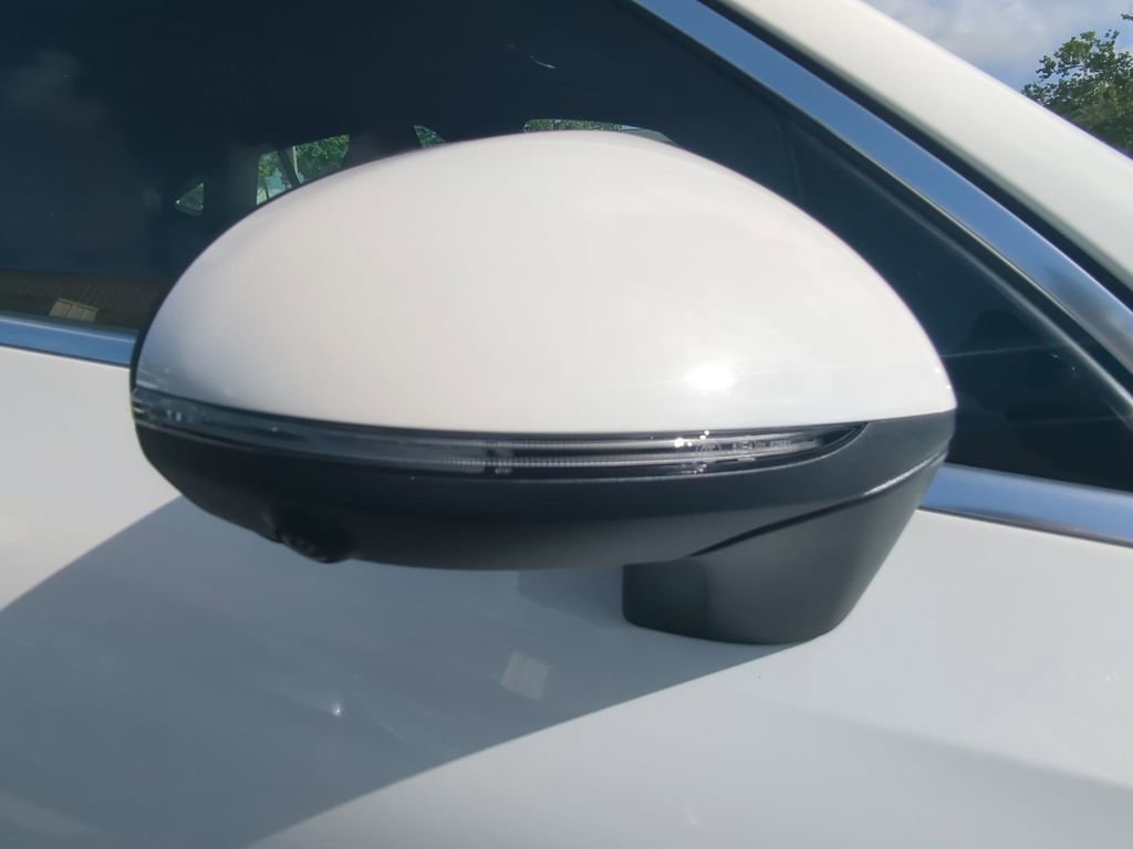 New 2025 Mercedes-Benz GLC 63 AMG S image 25