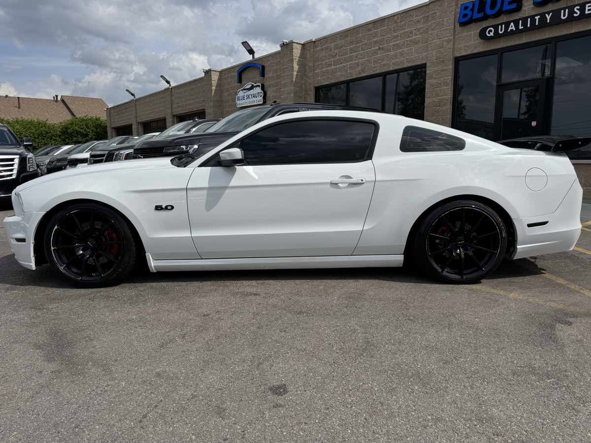 Used 2014 Ford Mustang GT w/ Equipment Group 301A RWD image 8