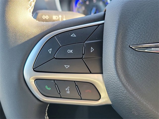 New 2026 Chrysler Pacifica Select image 12