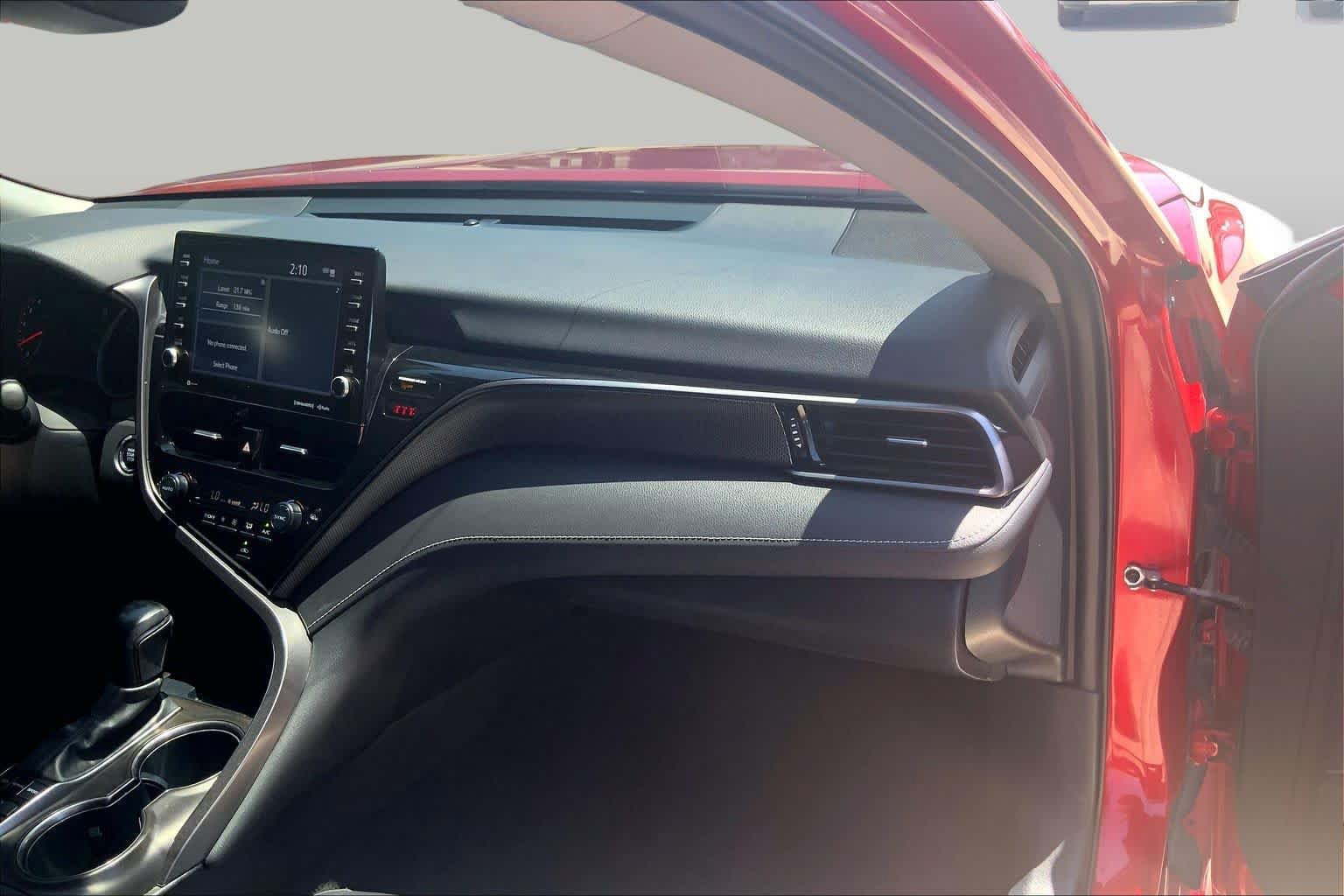 Used 2023 Toyota Camry XSE FWD image 19