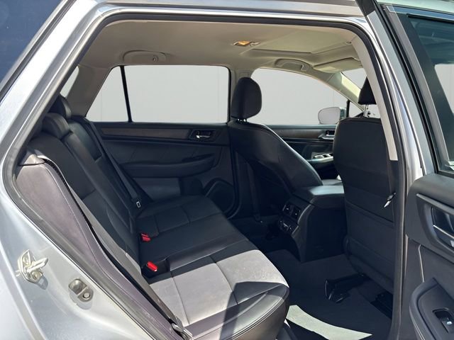 Used 2018 Subaru Outback 2.5i Limited AWD/4WD image 14