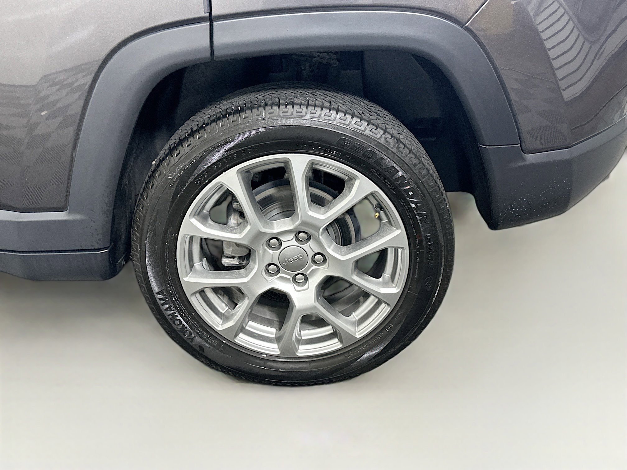 Used 2022 Jeep Compass Latitude image 11