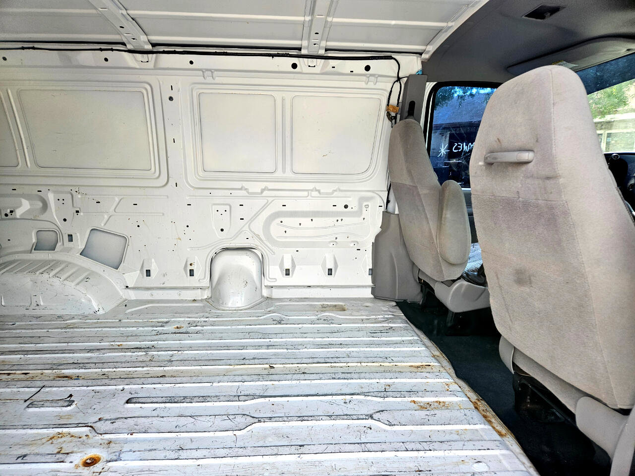 Used 1998 Ford E-250 and Econoline 250 image 15