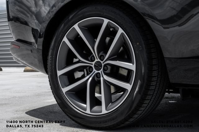 New 2026 Land Rover Range Rover Long Wheelbase SE AWD/4WD image 60